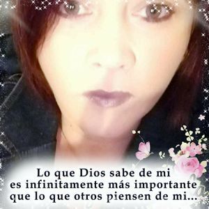 Meet your Posher, Esther